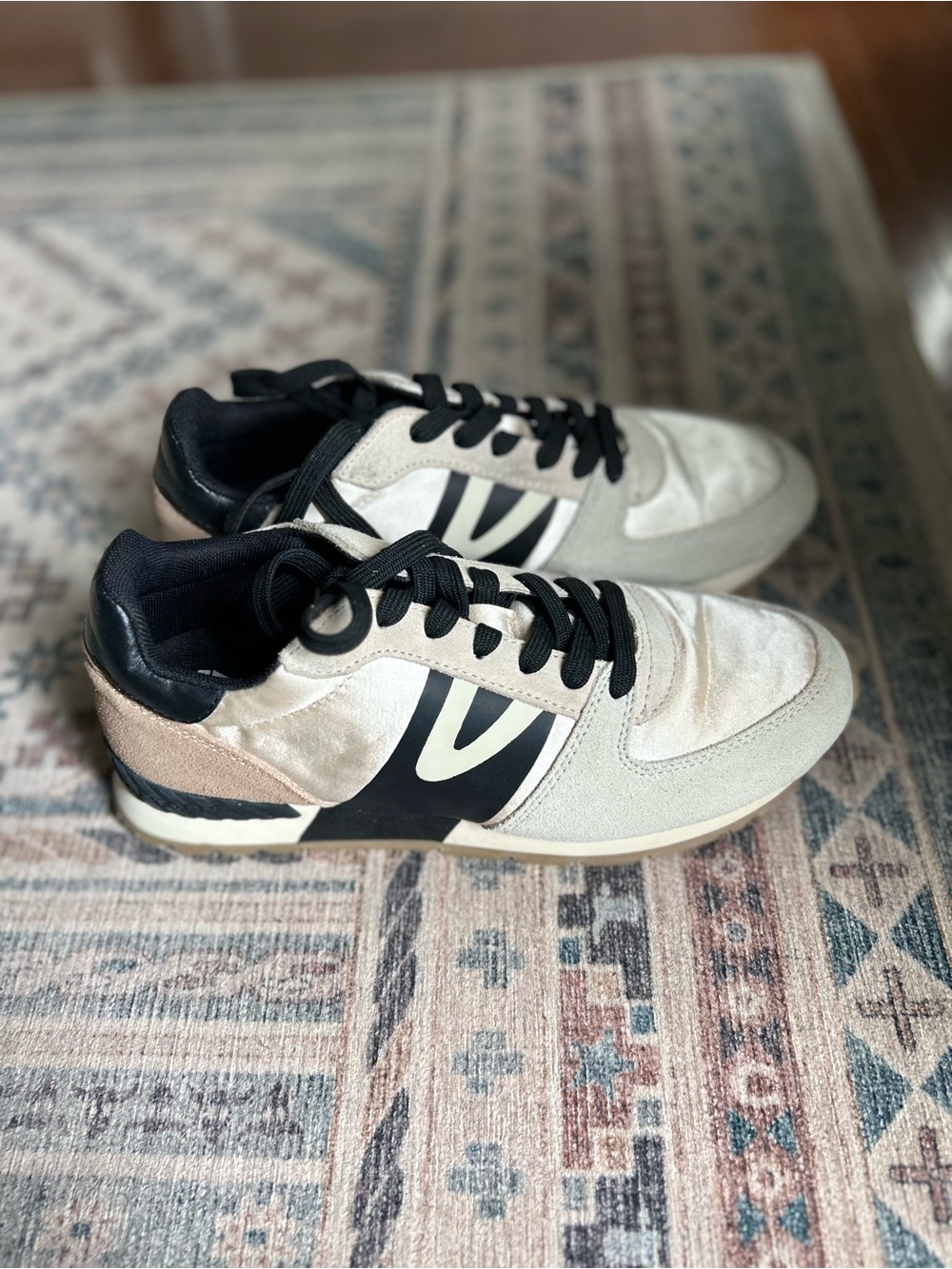 Tretorn Cream Black and Beige Sneakers